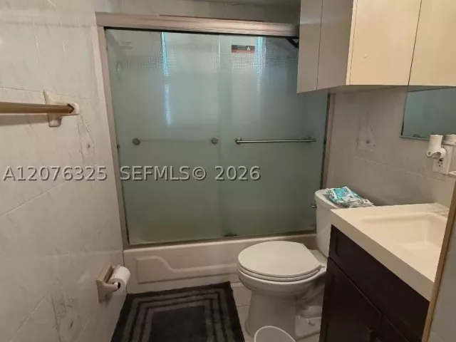 4-bedroom home for sale in Miami Gardens - 2240 NW 177th Ter - MondialRealty