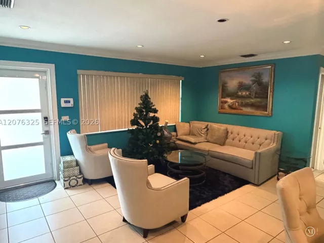 4-bedroom home for sale in Miami Gardens - 2240 NW 177th Ter - MondialRealty