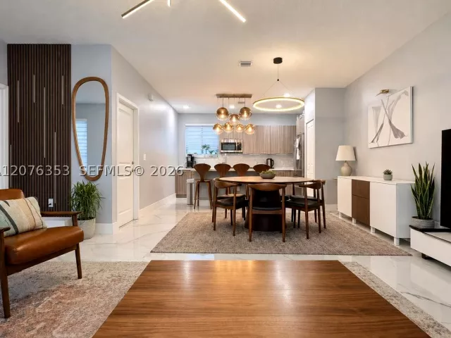 3-bedroom home for rent in Doral - 4619 NW 84th Ave - MondialRealty