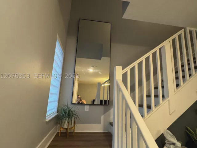 3-bedroom home for rent in Doral - 4619 NW 84th Ave - MondialRealty