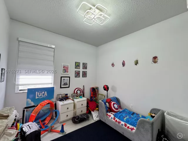 3-bedroom home for rent in Doral - 10413 NW 82nd St 3 - MondialRealty