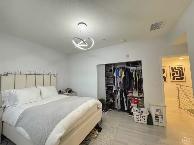 3-bedroom home for rent in Doral - 10413 NW 82nd St 3 - MondialRealty