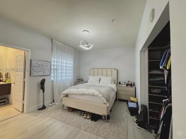 3-bedroom home for rent in Doral - 10413 NW 82nd St 3 - MondialRealty
