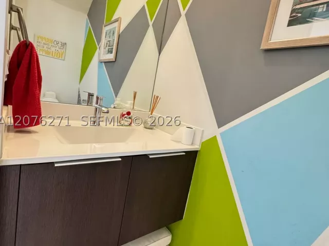 3-bedroom home for rent in Doral - 10413 NW 82nd St 3 - MondialRealty