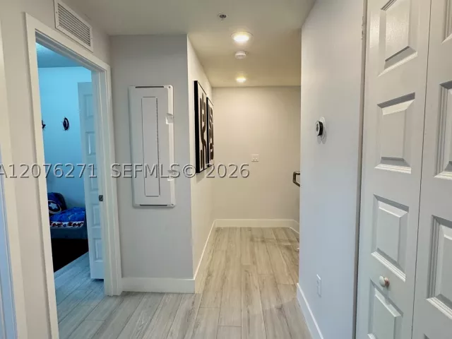 3-bedroom home for rent in Doral - 10413 NW 82nd St 3 - MondialRealty
