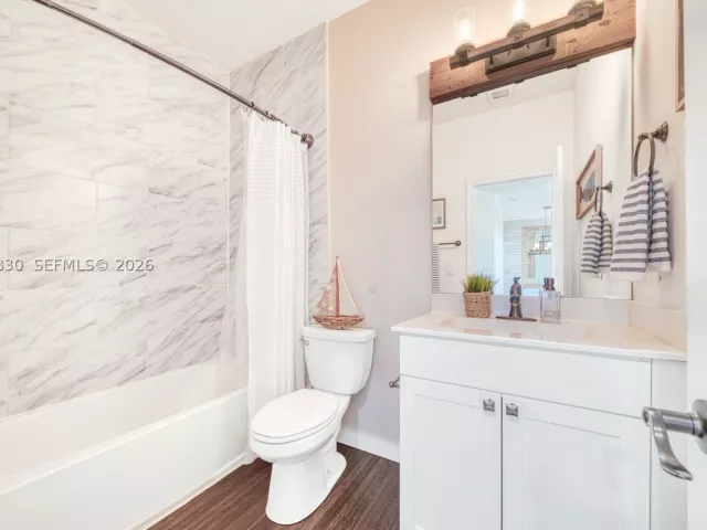 4-bedroom home for sale in Homestead - 2655 SE 1st St - MondialRealty