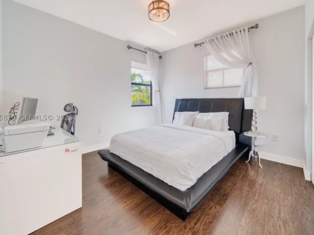 4-bedroom home for sale in Homestead - 2655 SE 1st St - MondialRealty