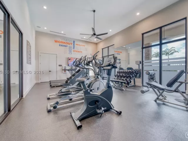4-bedroom home for sale in Homestead - 2655 SE 1st St - MondialRealty