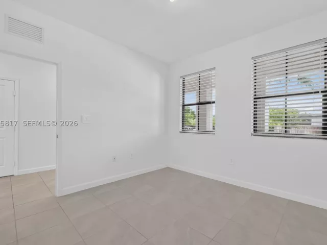 4-bedroom home for sale in Homestead - 11942 SW 239th St - MondialRealty
