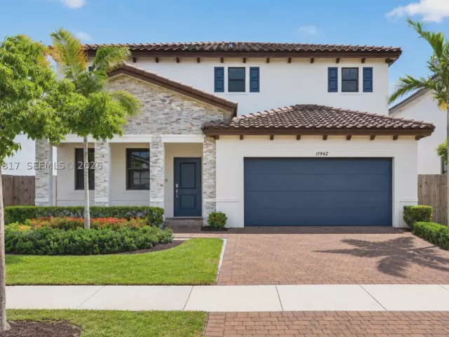 4-bedroom home for sale in Homestead - 11942 SW 239th St - MondialRealty