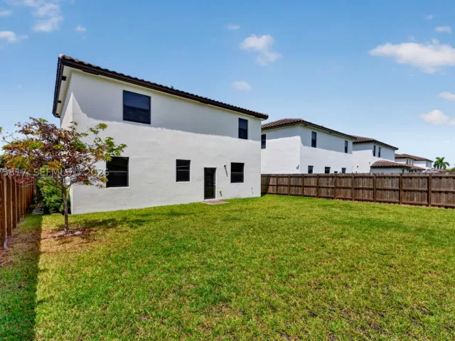 4-bedroom home for sale in Homestead - 11942 SW 239th St - MondialRealty