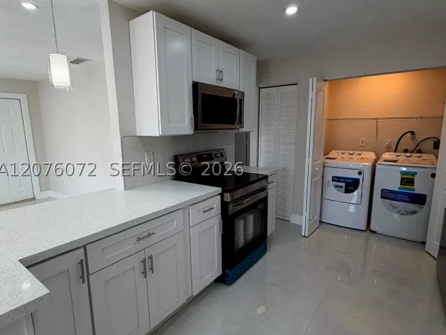 4-bedroom home for rent in Homestead - 15400 SW 305th St - MondialRealty