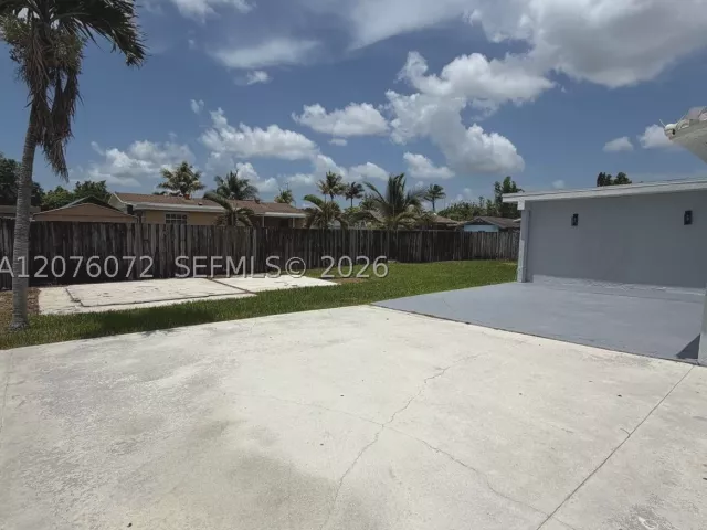 4-bedroom home for rent in Homestead - 15400 SW 305th St - MondialRealty