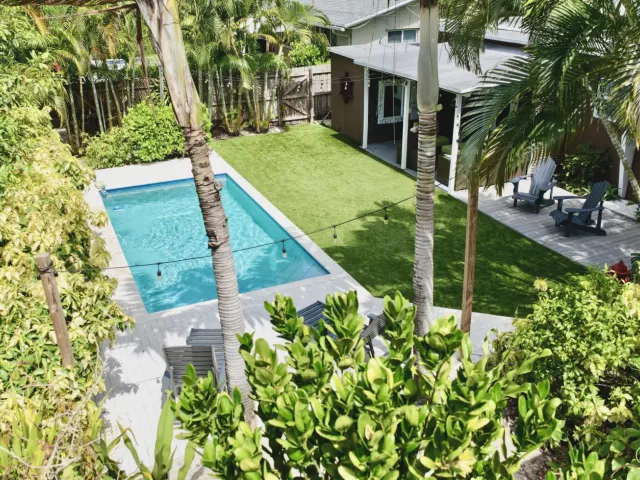 3-bedroom home for sale in Wilton Manors - 614 NE 26th Street - MondialRealty