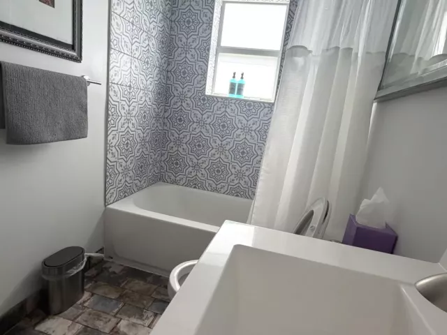 3-bedroom home for sale in Wilton Manors - 614 NE 26th Street - MondialRealty