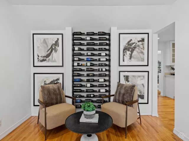 4-bedroom home for sale in Fort Lauderdale - 1001 SE 10th Street - MondialRealty