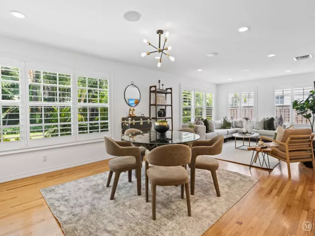 4-bedroom home for sale in Fort Lauderdale - 1001 SE 10th Street - MondialRealty