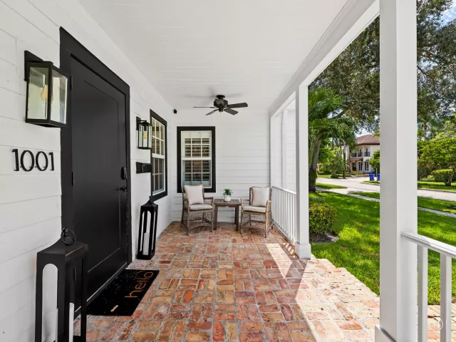 4-bedroom home for sale in Fort Lauderdale - 1001 SE 10th Street - MondialRealty