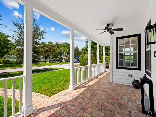 4-bedroom home for sale in Fort Lauderdale - 1001 SE 10th Street - MondialRealty