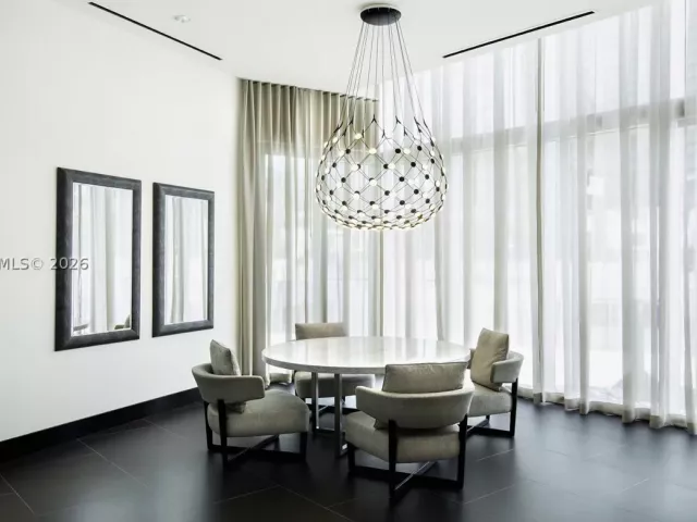 1-bedroom condo for rent in Miami - 851 NE 1st Ave 3402 - MondialRealty