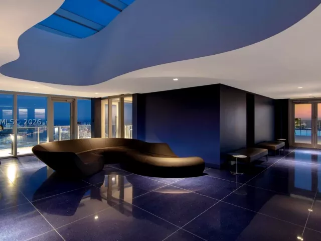 1-bedroom condo for rent in Miami - 851 NE 1st Ave 3402 - MondialRealty