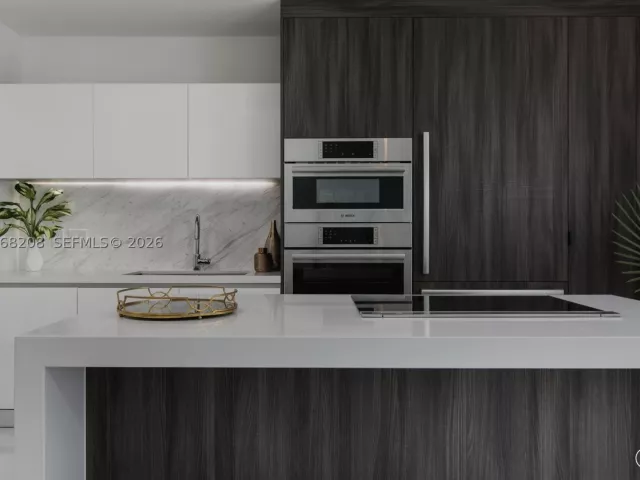1-bedroom condo for rent in Miami - 851 NE 1st Ave 3402 - MondialRealty