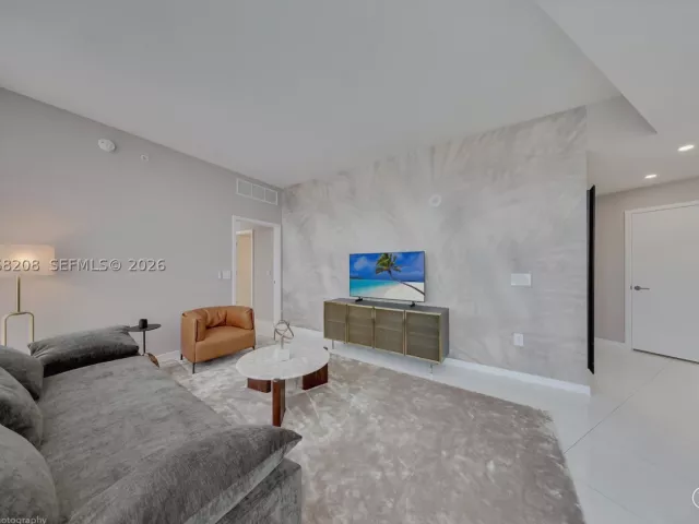 1-bedroom condo for rent in Miami - 851 NE 1st Ave 3402 - MondialRealty