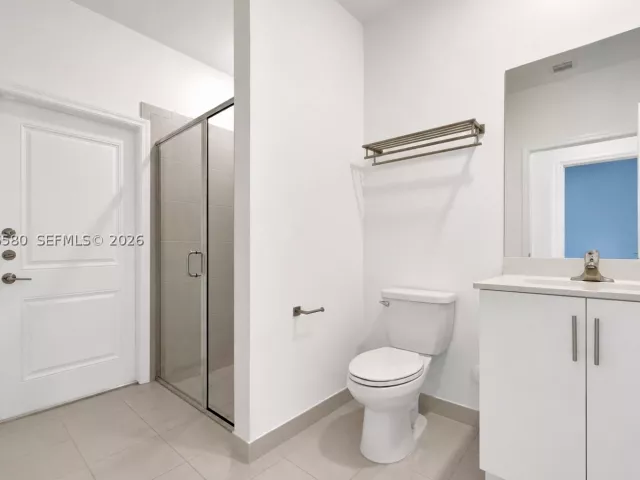 4-bedroom home for rent in Homestead - 11942 SW 239th St 11942 - MondialRealty