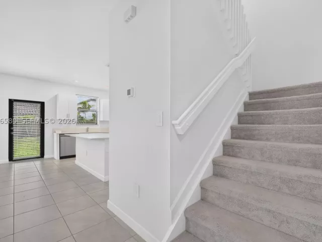 4-bedroom home for rent in Homestead - 11942 SW 239th St 11942 - MondialRealty