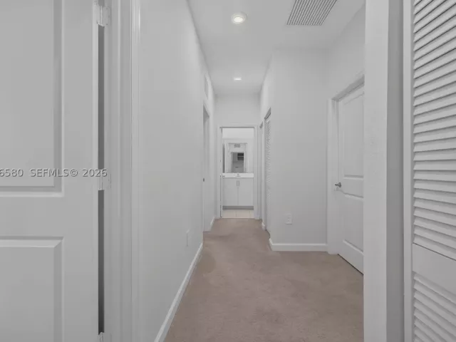 4-bedroom home for rent in Homestead - 11942 SW 239th St 11942 - MondialRealty