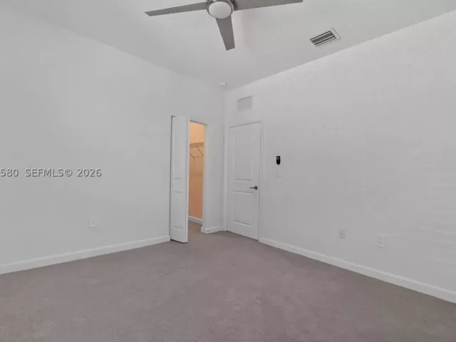 4-bedroom home for rent in Homestead - 11942 SW 239th St 11942 - MondialRealty