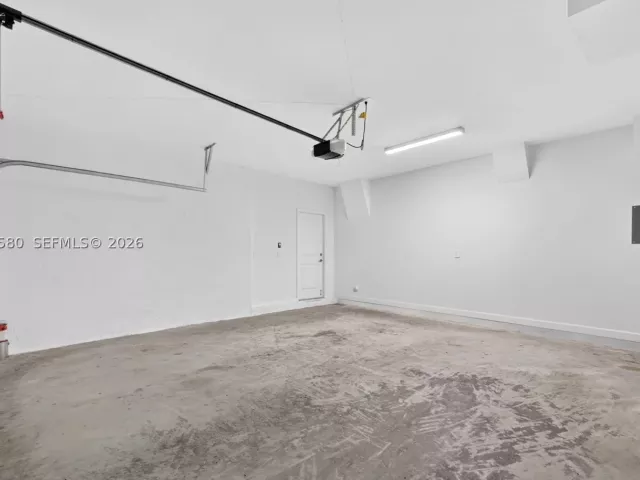 4-bedroom home for rent in Homestead - 11942 SW 239th St 11942 - MondialRealty