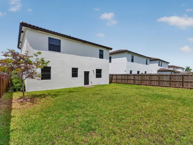 4-bedroom home for rent in Homestead - 11942 SW 239th St 11942 - MondialRealty