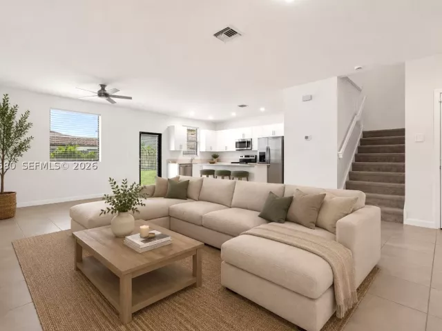 4-bedroom home for rent in Homestead - 11942 SW 239th St 11942 - MondialRealty