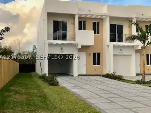 3-bedroom home for rent in Doral -  - MondialRealty
