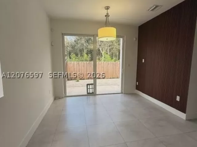 3-bedroom home for rent in Doral -  - MondialRealty