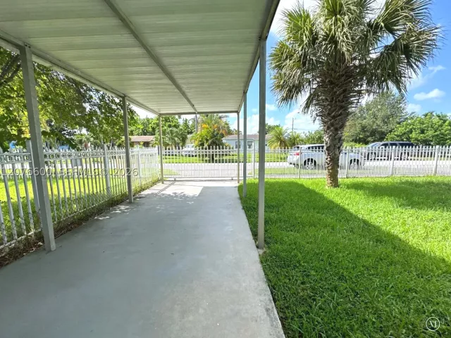 3-bedroom home for sale in Miami Gardens - 2961 NW 162nd St - MondialRealty