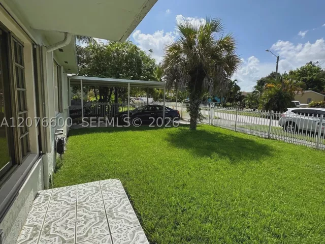 3-bedroom home for sale in Miami Gardens - 2961 NW 162nd St - MondialRealty
