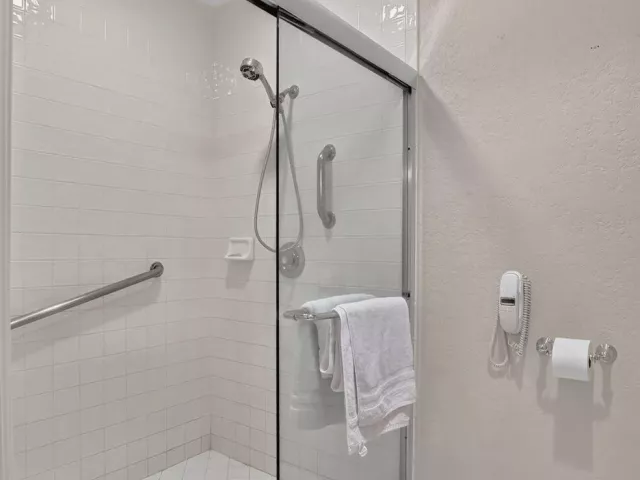 3-bedroom home for rent in Boca Raton - 6301 NW 25th Way - MondialRealty
