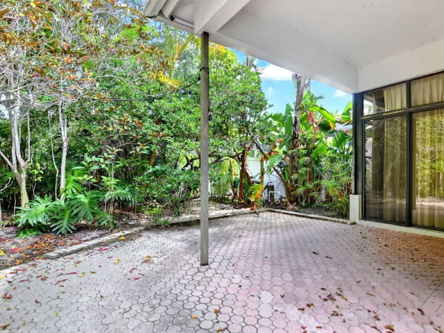 3-bedroom home for rent in Boca Raton - 6301 NW 25th Way - MondialRealty