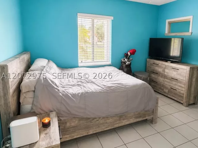 3-bedroom home for sale in Homestead - 20890 SW 236th St - MondialRealty