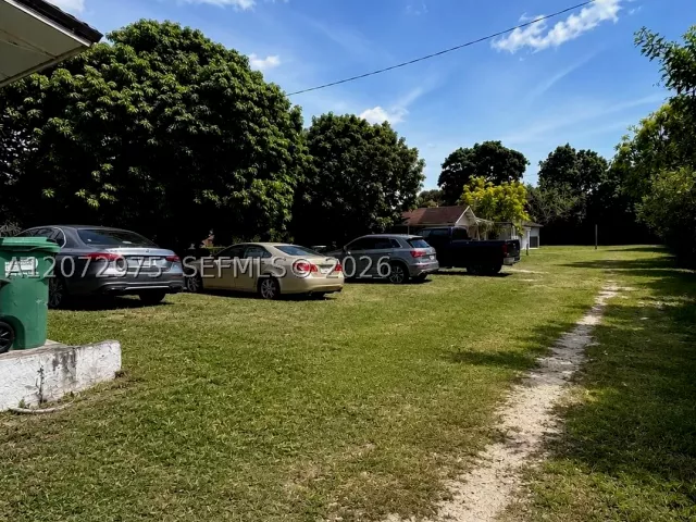 3-bedroom home for sale in Homestead - 20890 SW 236th St - MondialRealty