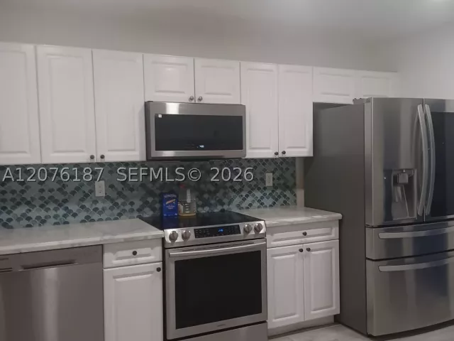 4-bedroom home for rent in Homestead - 12844 SW 256th Ter 0 - MondialRealty
