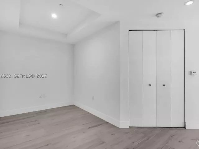 2-bedroom condo for sale in Miami - 45 SW 9th St 1706 - MondialRealty