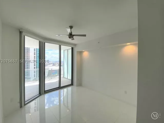 2-bedroom condo for rent in Miami - 851 NE 1st Ave 2107 - MondialRealty