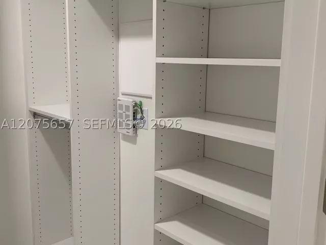2-bedroom condo for rent in Miami - 851 NE 1st Ave 2107 - MondialRealty
