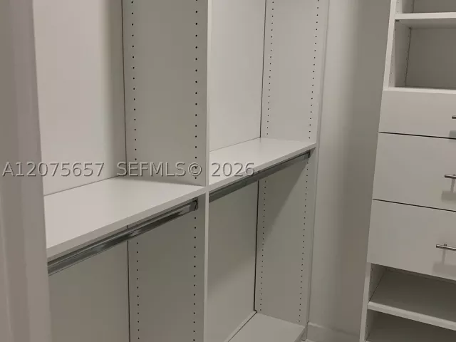 2-bedroom condo for rent in Miami - 851 NE 1st Ave 2107 - MondialRealty