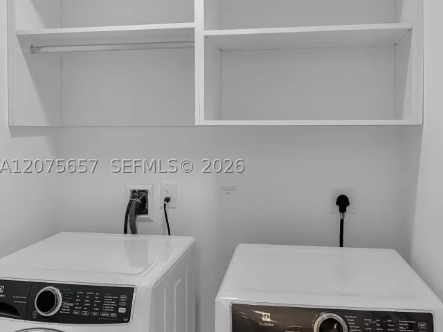 2-bedroom condo for rent in Miami - 851 NE 1st Ave 2107 - MondialRealty