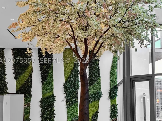 2-bedroom condo for rent in Miami - 851 NE 1st Ave 2107 - MondialRealty