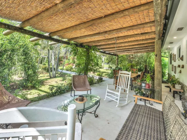 4-bedroom home for sale in Homestead - 20790 SW 398TH Street - MondialRealty
